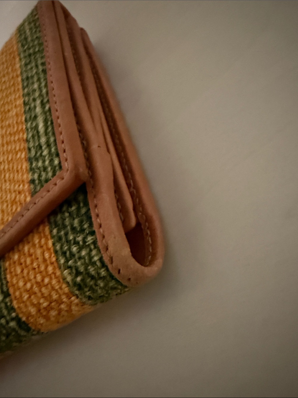 Gucci Bamboo Rafia Wallet - Picture 4 of 10